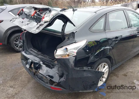 2016 Ford Focus Se z USA, uszkodzony, nr VIN 1FADP3F28GL348778